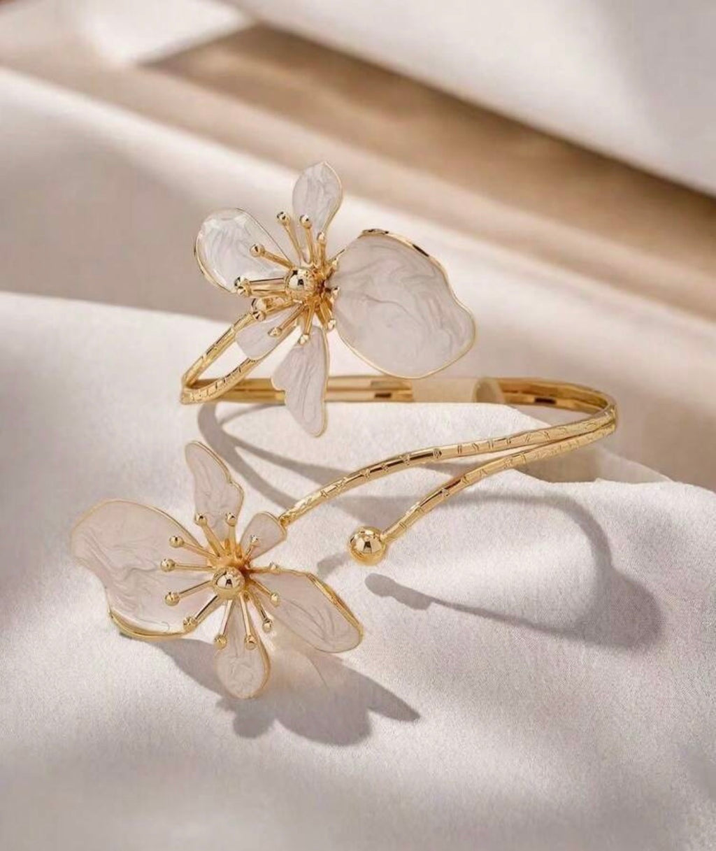 Luna Petals Arm Cuff