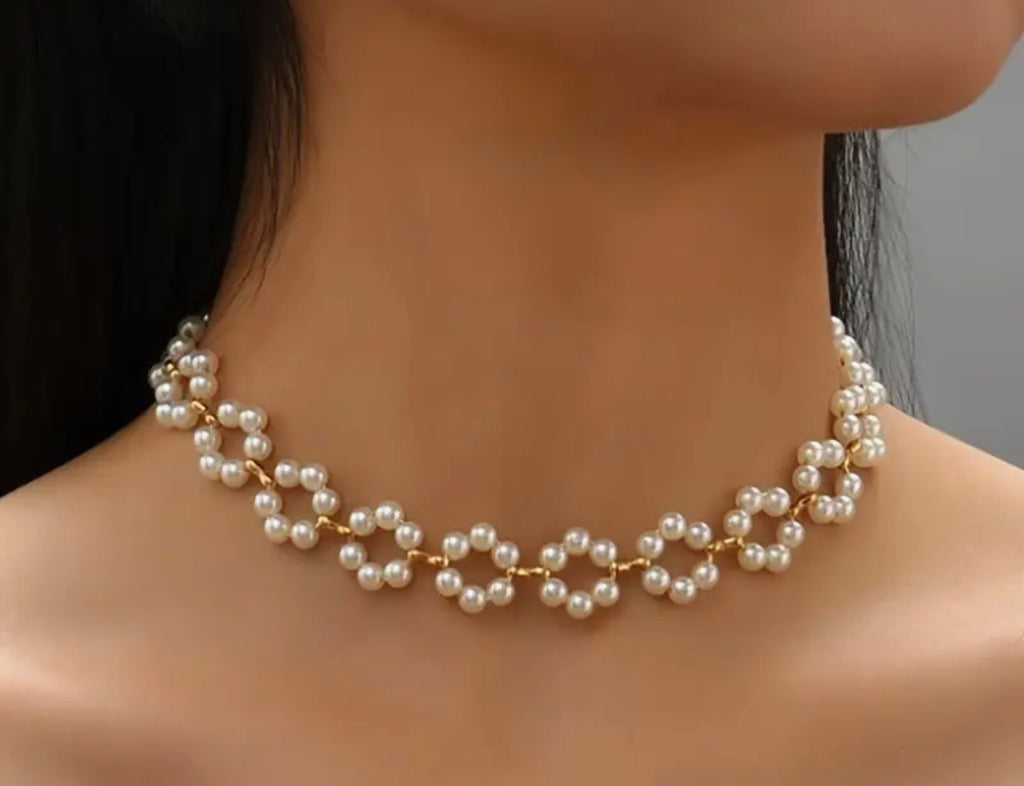 Floral Pearl Choker