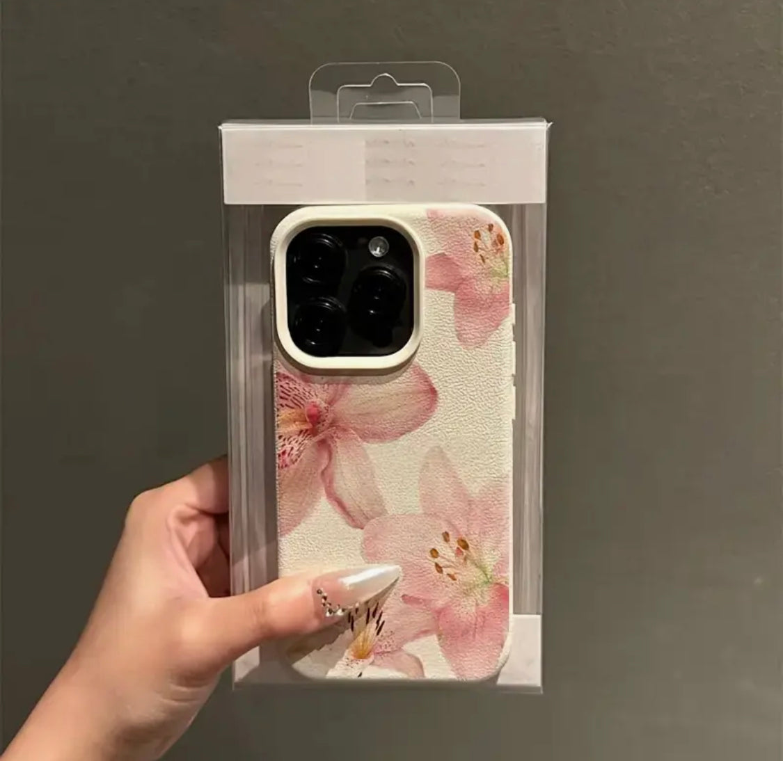 Soft Pink Lily Pattern