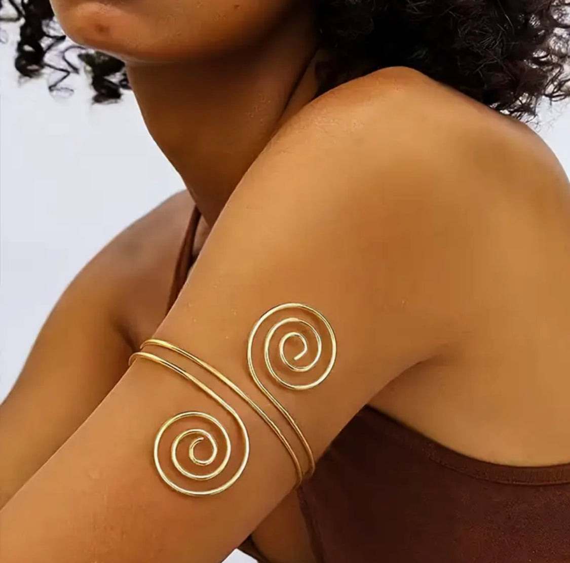 Twin Whorl Armcuff