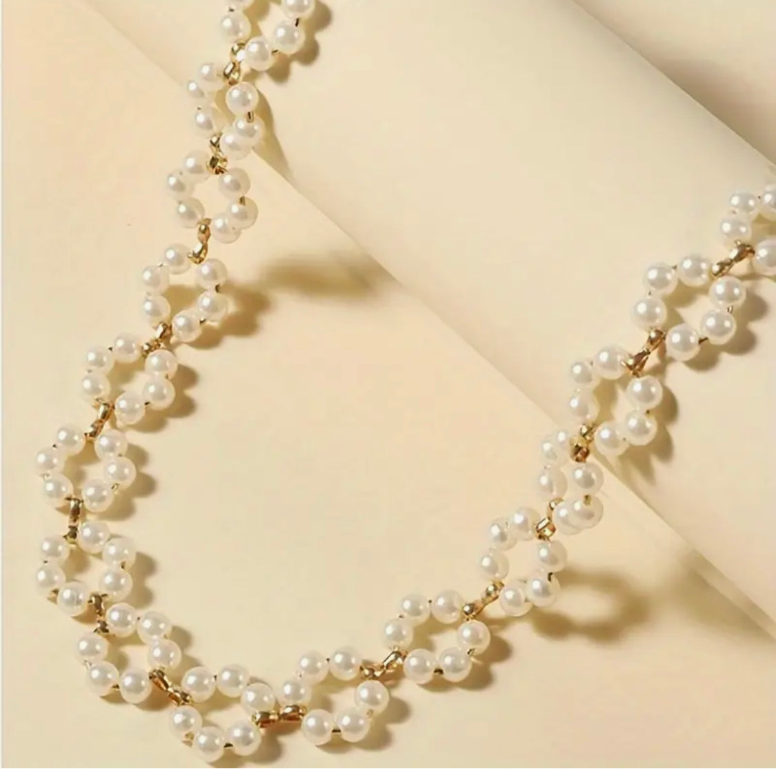 Floral Pearl Choker