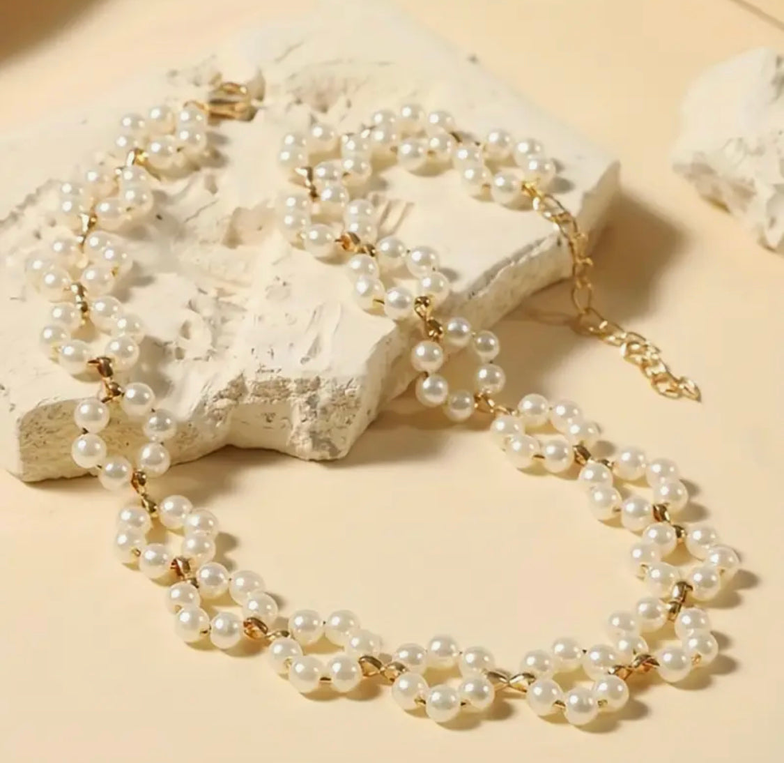 Floral Pearl Choker