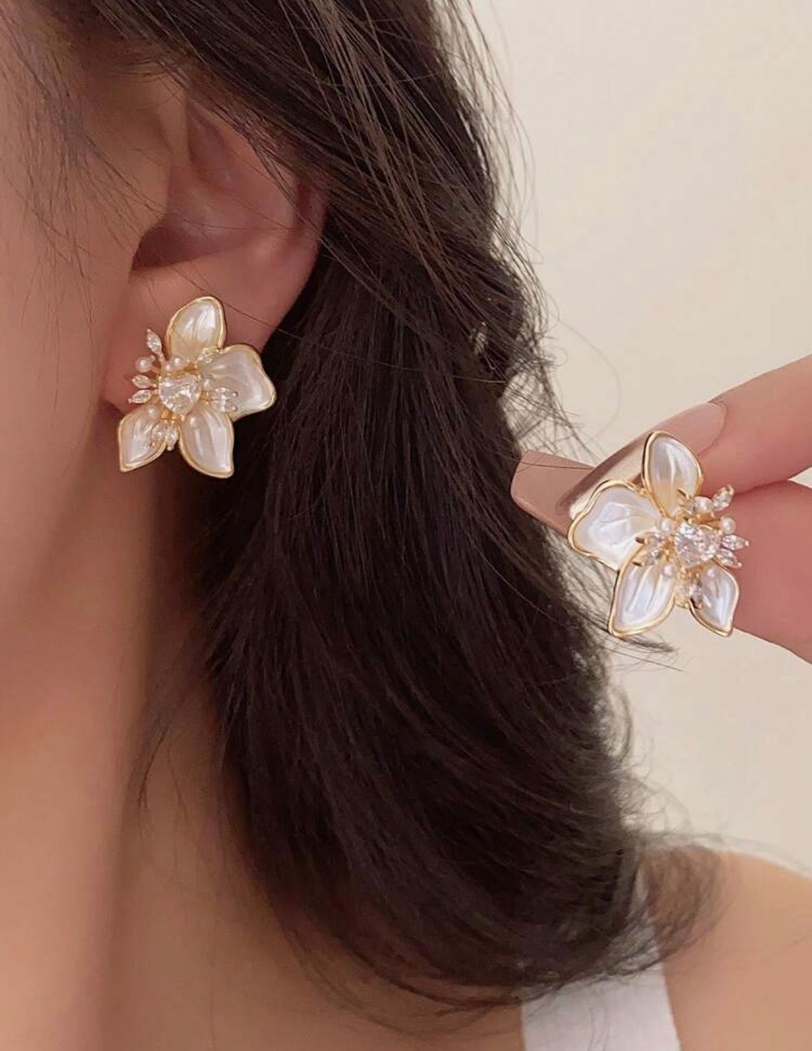 Luna Petals Petaline Studs