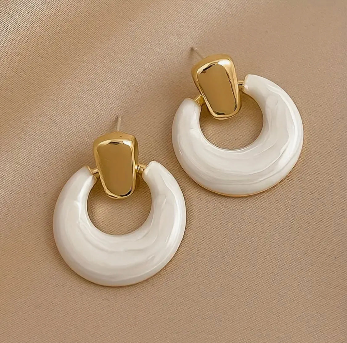 Glossed Crescent Hoops