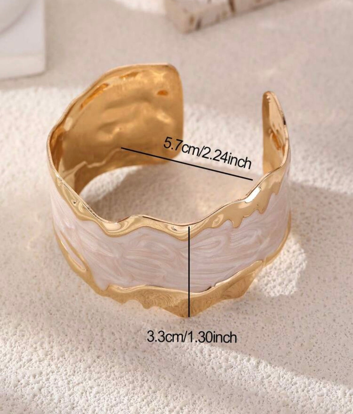 Luna Wave Cuff