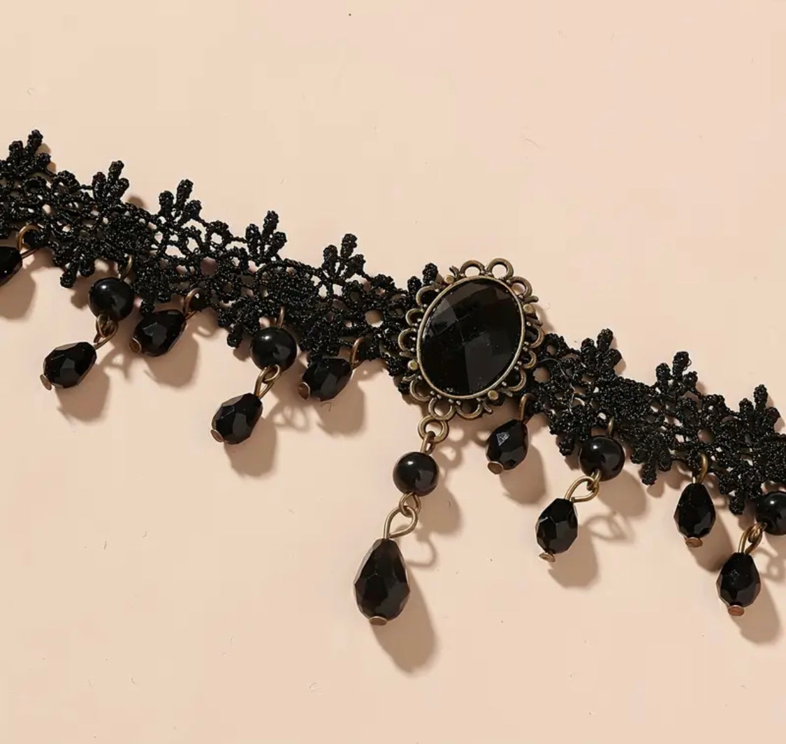 Gothic lace Necklace