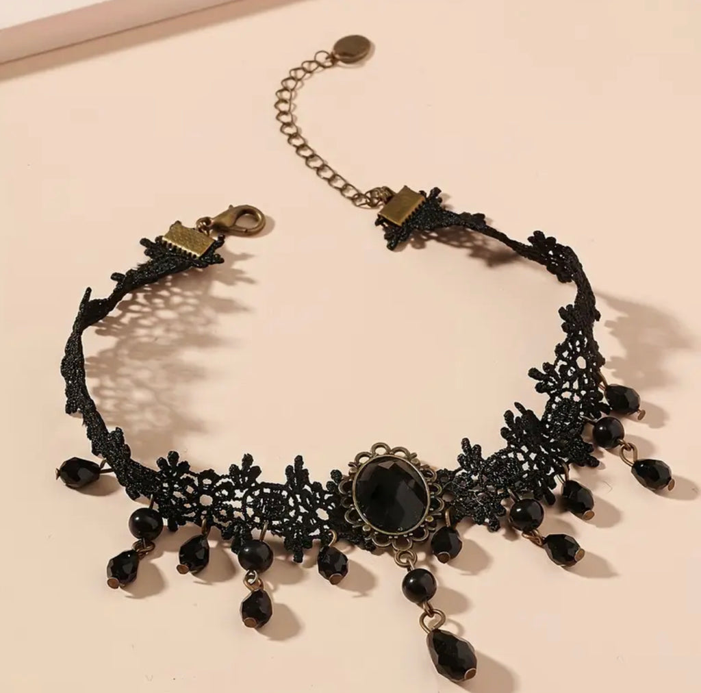 Gothic lace Necklace