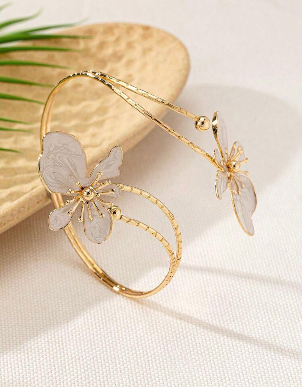 Luna Petals Arm Cuff