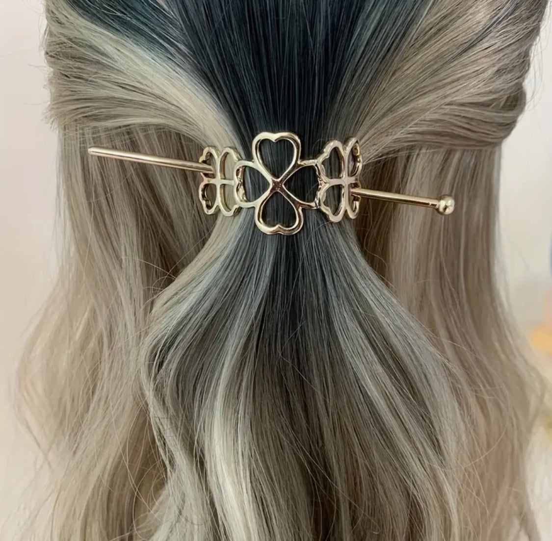 Golden Bloom Hair Pin