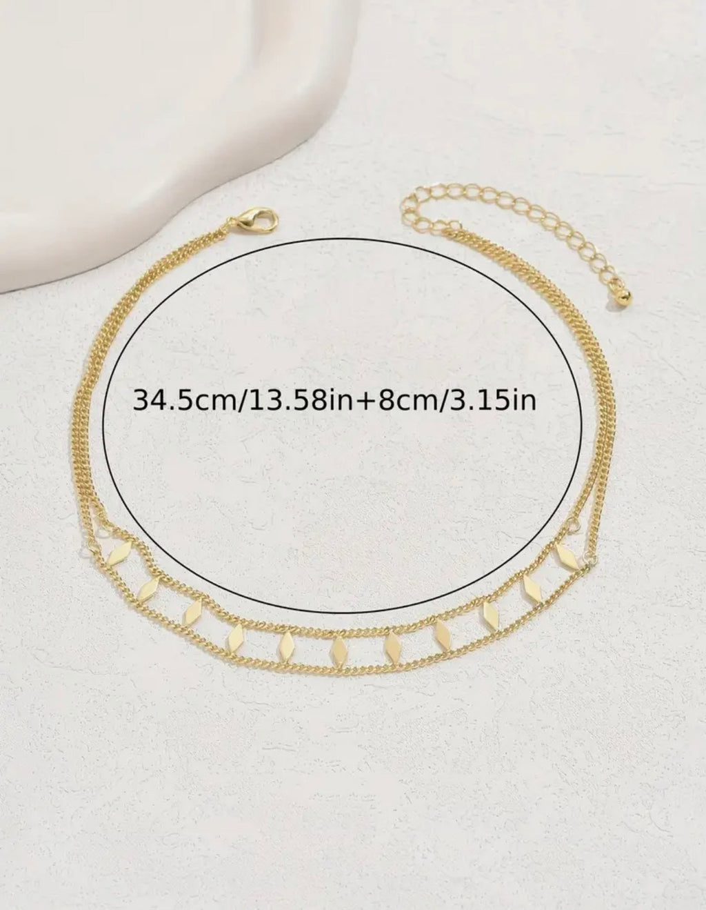 Geometric Charm Choker